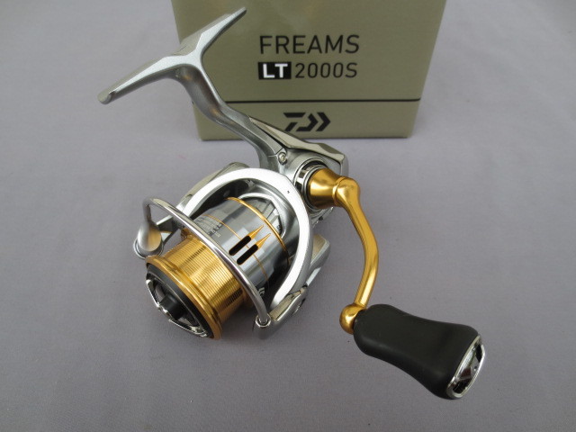 ダイワ 18 フリームス LT 2000S-XH 美品 ダイワ 18フリームス LT