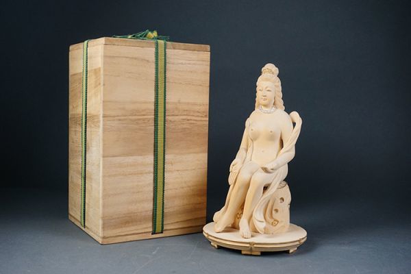 A-285□木彫細密彫 弁財天 春画 座台付き 仏教美術(仏像)｜売買された