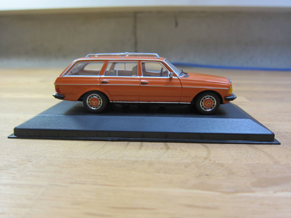 希少 美品 MINICHAMPS ミニチャンプス 1/43 W123 メルセデス・ベンツ