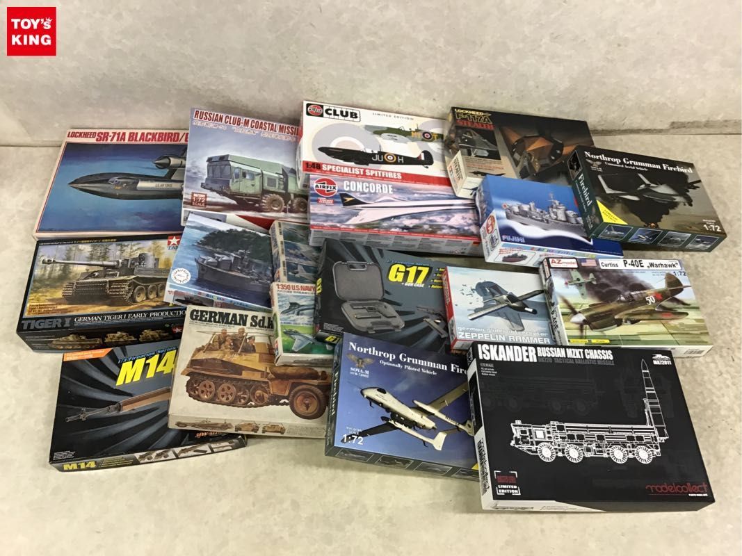 1円～ 同梱不可 ジャンク 1/48等 SPECIALIST SPITTFIRE、ロッキードF-117A ステルス 他