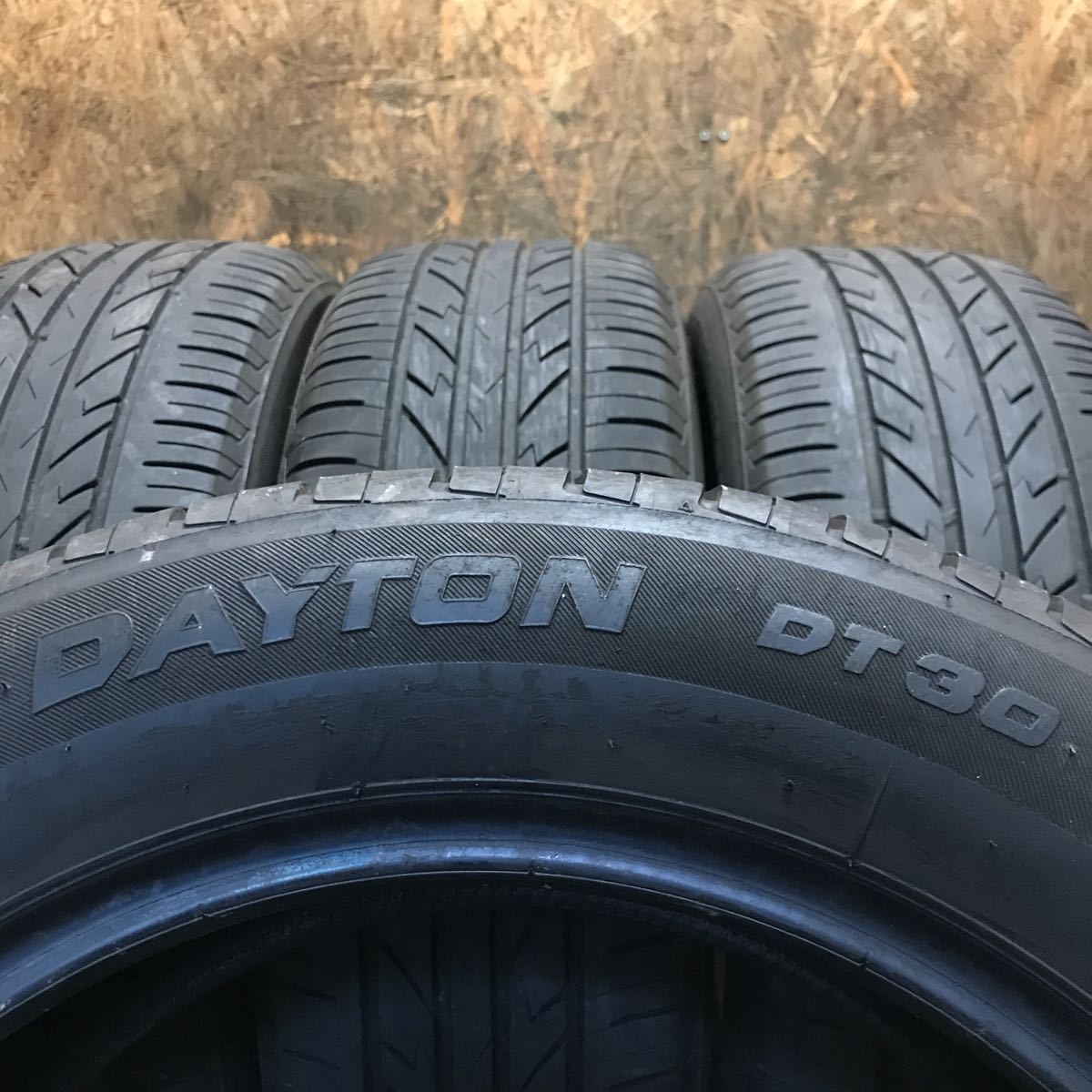 BS＞DAYTON DT30 215/60R17 96H 極上バリ山4本価格 G-106 福岡 ☆引