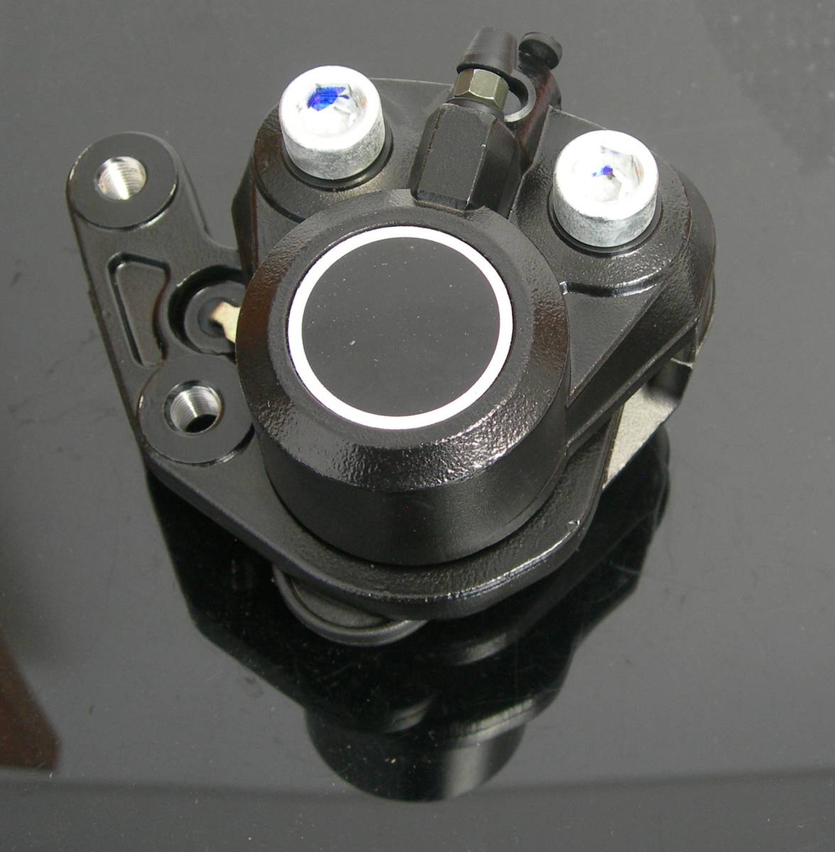 Z1 Z2 750 RS 900 ZⅠ ZⅡ ブレーキ キャリパー 右 リプロ品 ダブル