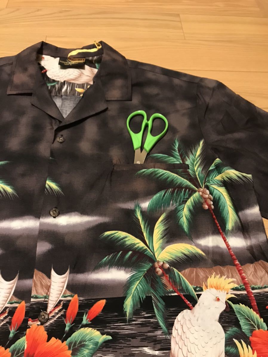 美品☆Hawaii製／Royal Creations L大き目・日本XL以上相当 半袖アロハ 