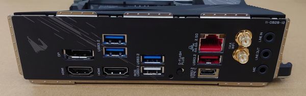 GIGABYTE B550I AORUS PRO AX AMD B550 AORUS Mini-ITX マザーボード