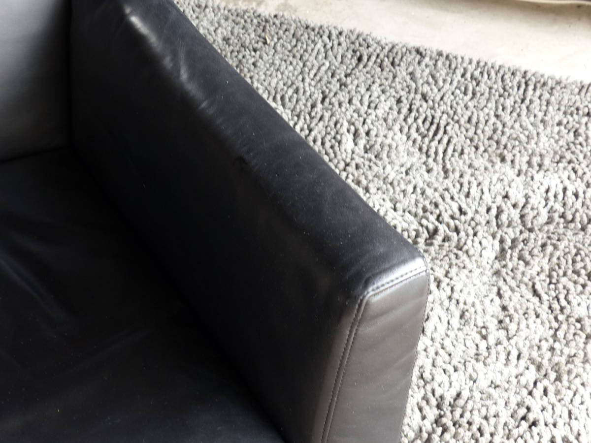 Cassina（カッシーナ）｜総革張り｜ラウンジチェア｜アームチェア｜1P 