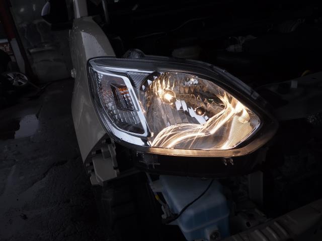 パッソ DBA-M700A 右ヘッドランプASSY