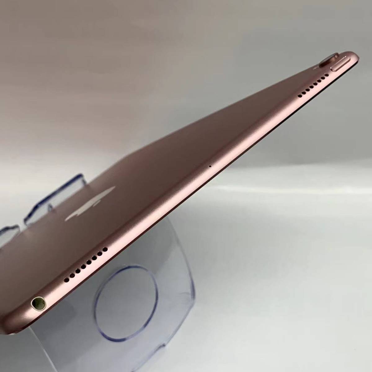iPad Pro 10.5インチ 256GB Wi-Fiモデル MPF22J/A ローズゴールド