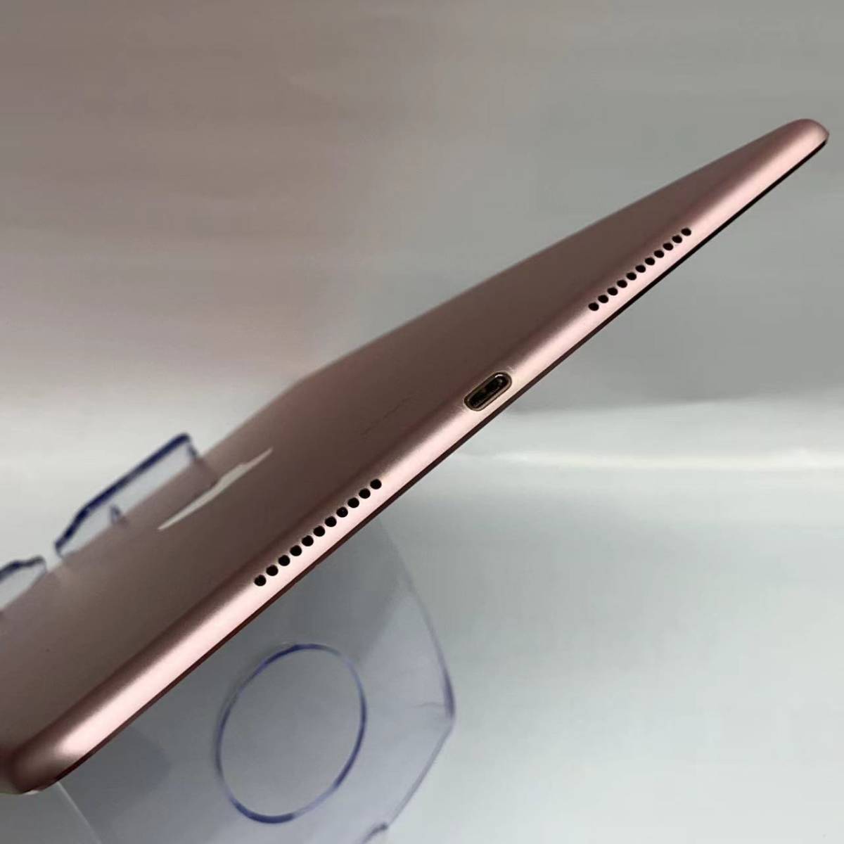 iPad Pro 10.5インチ 256GB Wi-Fiモデル MPF22J/A ローズゴールド