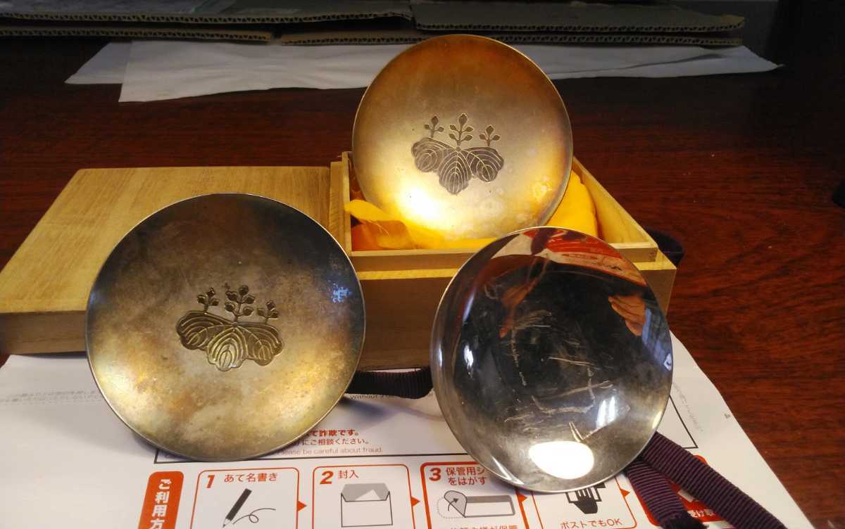 純銀の杯2セットと洋銀の杯1個 - Yahoo!オークション メルカリ 純銀の杯2セットと洋銀の杯1個 - Yahoo!オークション メルカリ