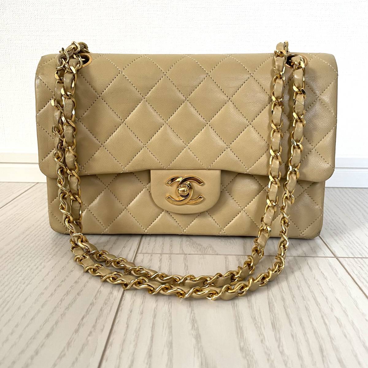 CHANEL シャネル マトラッセ チェーン ショルダーバッグ CHANEL シャネル マトラッセ チェーン ショルダーバッグ