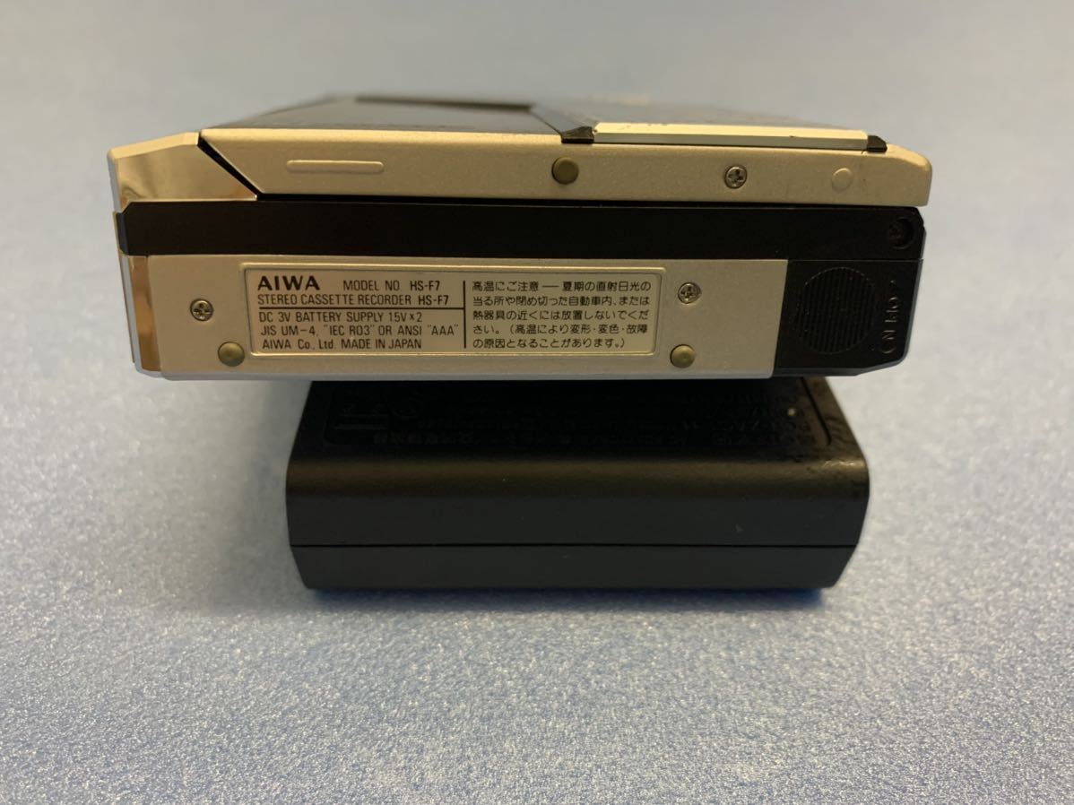 ジャンク】AIWA カセットボーイ HS-F7 録音再生モデル シルバー 通電
