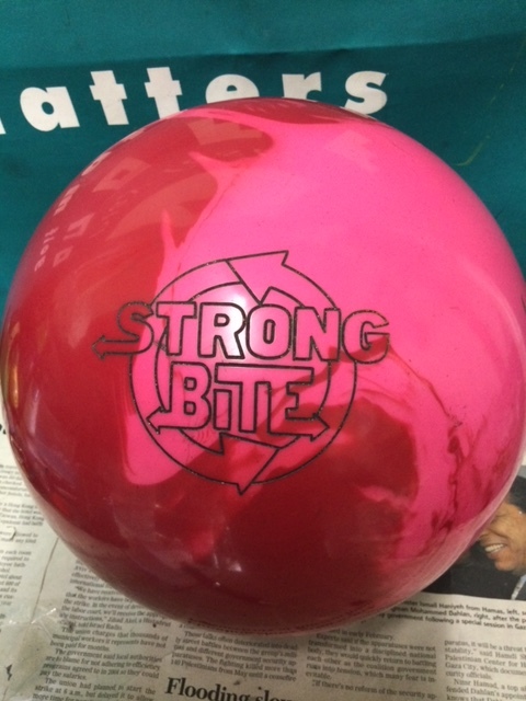 STRONG BITE 14ポンド ストロングバイト ストーム STRONG BITE 14