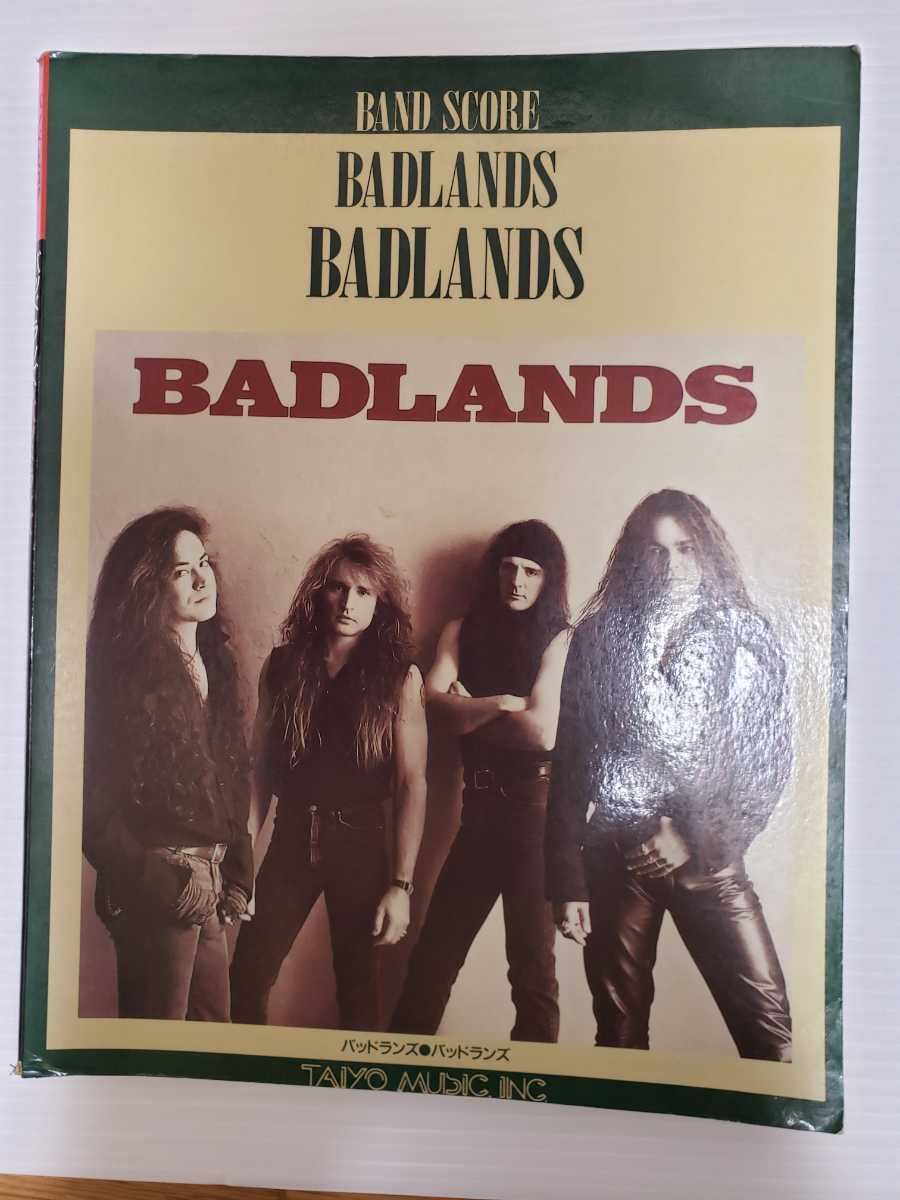 本 希少 BADLANDS バンドスコア