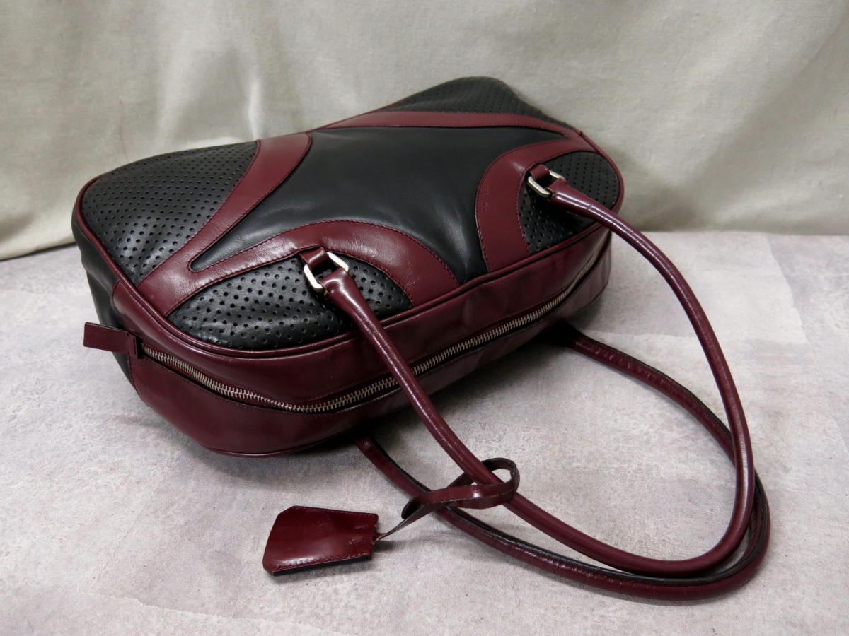 美品○PRADA プラダ○パンチング○カーフ レザー 本革○ボストン 
