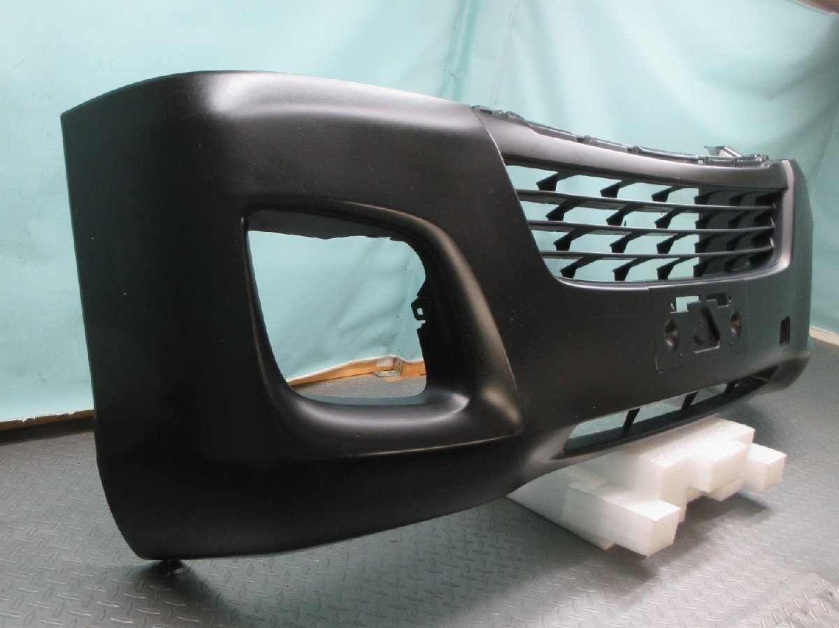 ☆ E26 NV350キャラバン NV350-CARAVAN 前期 純正 フロントバンパー 
