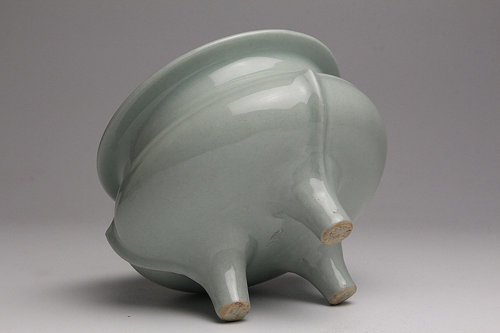 ◆SABI◆ 泥中庵 真清水 蔵六 青磁 袴腰 香炉 純銀 籠目透火舎 初代 竹影堂榮真作 共箱 ◆ 青磁香炉 純銀火舎_5