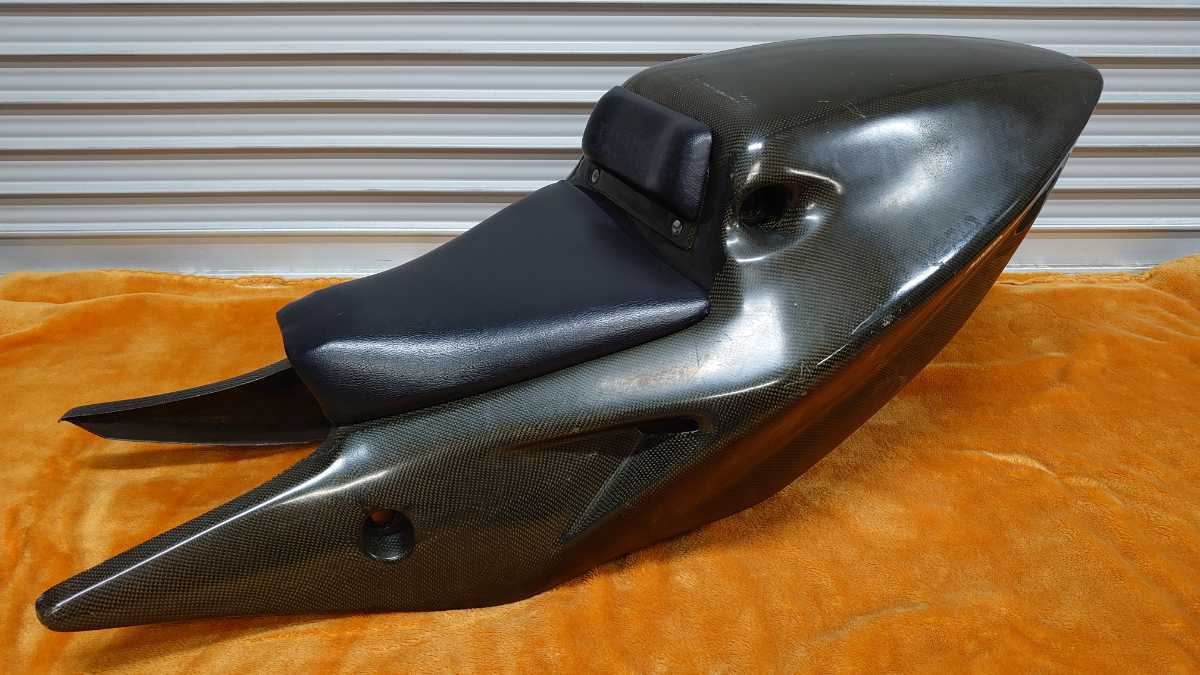 TRX850　シングルシート　カーボンシートカウル 　ライディングハウス | TRX850 シートカウル 汎用 TRX850用シングルシートカウル Myバイク｜ウェビック