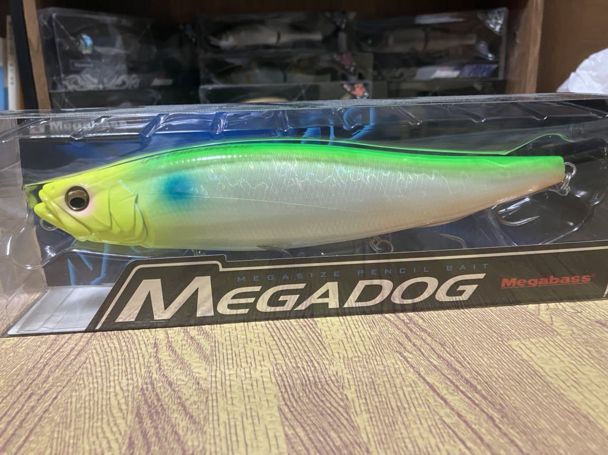 メガバス　メガドッグ220 fimoカラー　未使用未開封