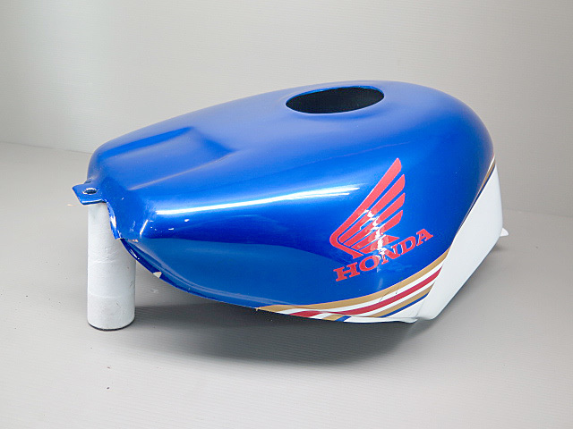 CBR250RR mc22 タンクカバー MC22 CBR250RR タンクカバー cbr250rr mc22 ガソリンタンク 希少 燃料