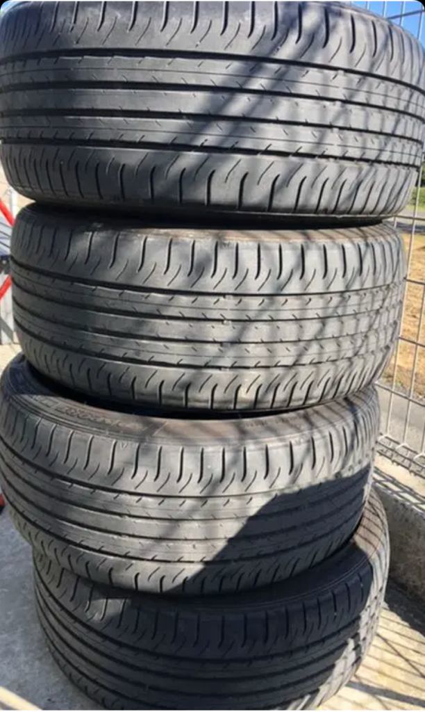 新品，本物保証 ダンロップ製 225/40/R18 SP SPORT MAXX 18インチ 4本セット(中古品)｜売買されたオークション情報、yahooの商品情報をアーカイブ公開 - オークファン 18インチ