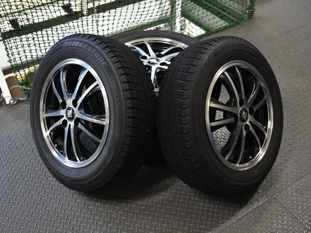 175/65R15 スタッドレス＆アルミホイール4本セット 中古品 スイフト 