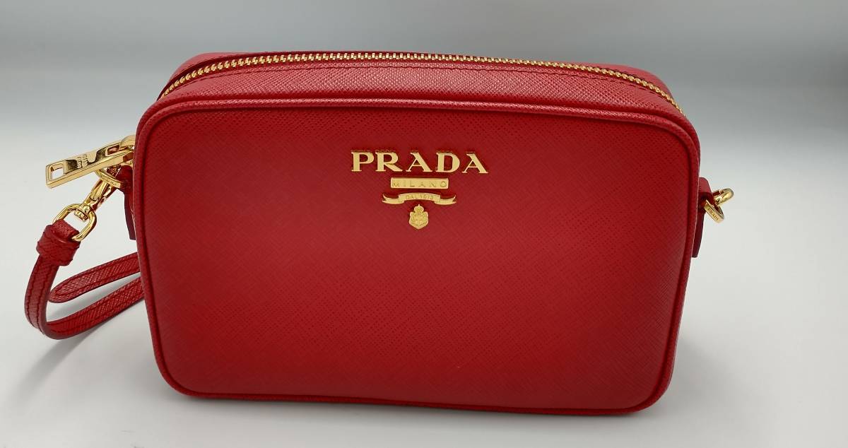 PRADA 1BH036 NZV F068Z BANDOLIERA SAFFIANO LUX FUOCO レッド ショルダーバッグ ギャランティカード/ケアカード付き プラダ