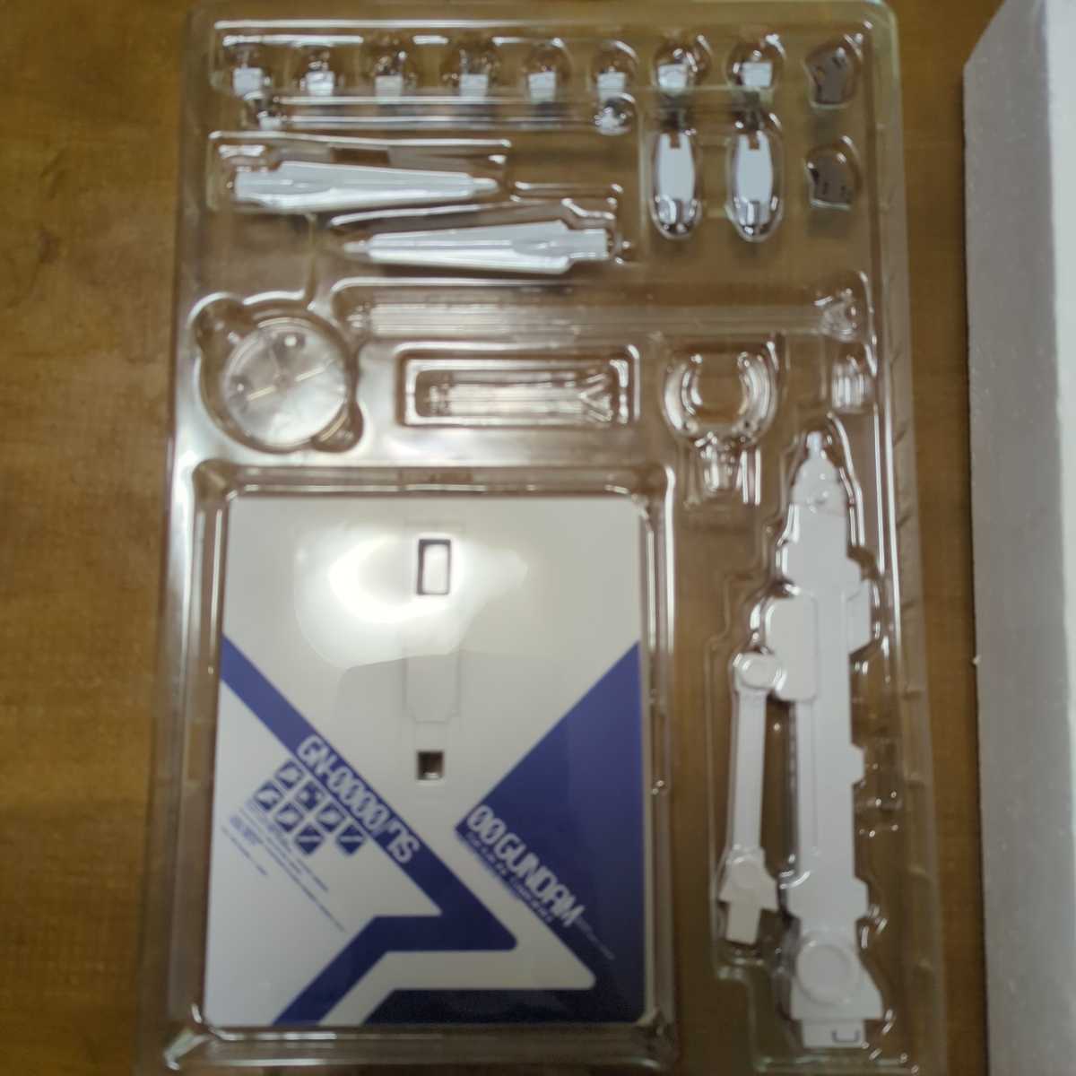 00ガンダムセブンソード METAL BUILD箱傷あり中身は美品です。 【公式 