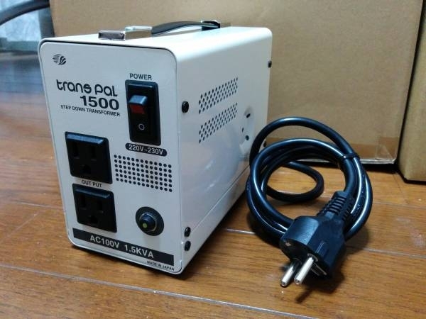 海外トランス未使用品 未使用品】トラベル電圧変換器トロイダル