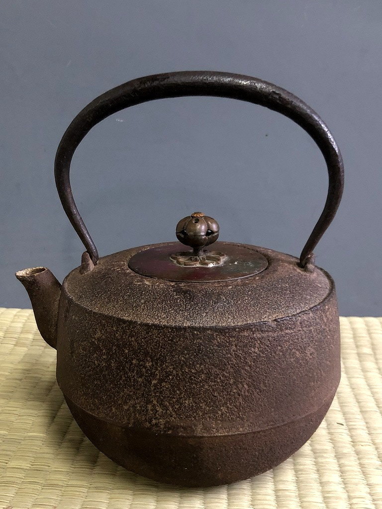 アンティーク 南部鉄器 南部鉄瓶 銘有 水漏れ無し 工芸品 アンティーク