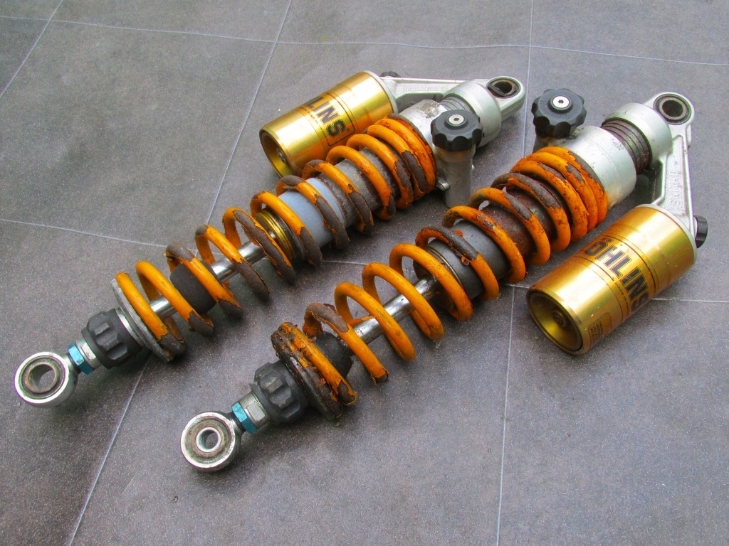 新作，人気 &iota; カワサキ ZRX1100 ZRT10C OHLINS オーリンズ リアサスペンション リアショックアブソーバー CB1300 ZRX1200 R(リア)｜売買されたオークション情報、yahooの商品情報をアーカイブ公開 - オークファ カワサキ用