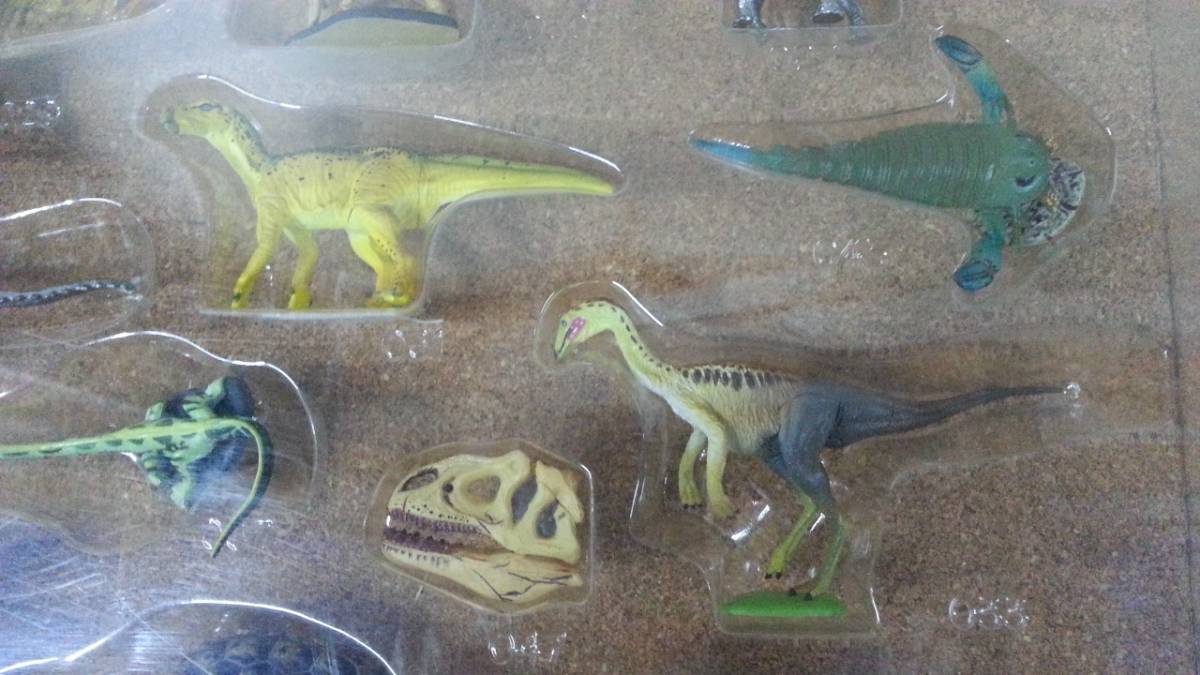 チョコラザウルス 恐竜・古代生物フィギュアコレクション UHA味覚糖 | 通販 ティロサウルス 恐竜・古代生物フィギュア 海洋堂 恐竜 「チョコラザウルス 食玩 フィギュア・ドール 中古チョコラザウルス : チョコラザウルス世界最大の恐竜博2002 チョコラザウルス世界最大の恐竜博2002ampm限定モデル