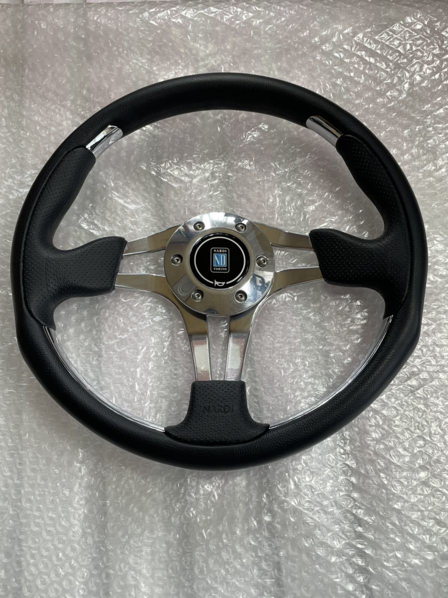 激レア NARDI ナルディ 聞きづらい ホーンボタン 希少 即決大歓迎