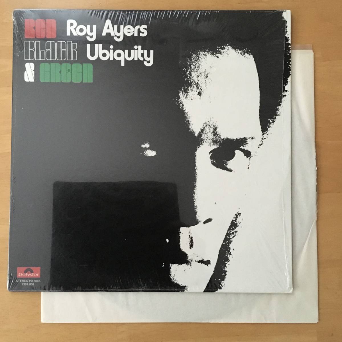  ROY AYERS/RED BLACK ＆ GREEN/USオリジナル盤LP(R&B、ソウル)｜売買されたオークション情報、yahooの商品情報をアーカイブ公開 - オークファン Ru0026B、ソウル
