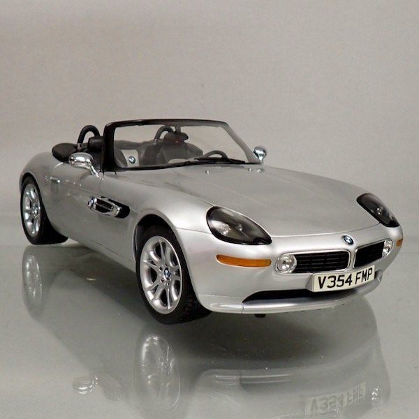 ◎京商 1/12 ”007 James Bond” BMW Z8 ダイキャスト製 Kyosho◎ 【公式