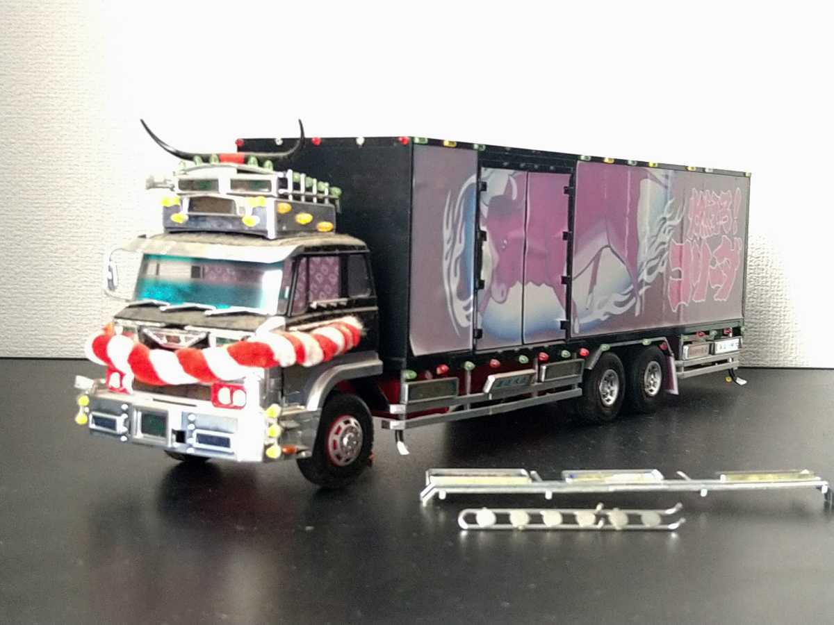 1/32スケール 素人作 アオシマ コリーダ丸 大型デコトラ トラック野郎 