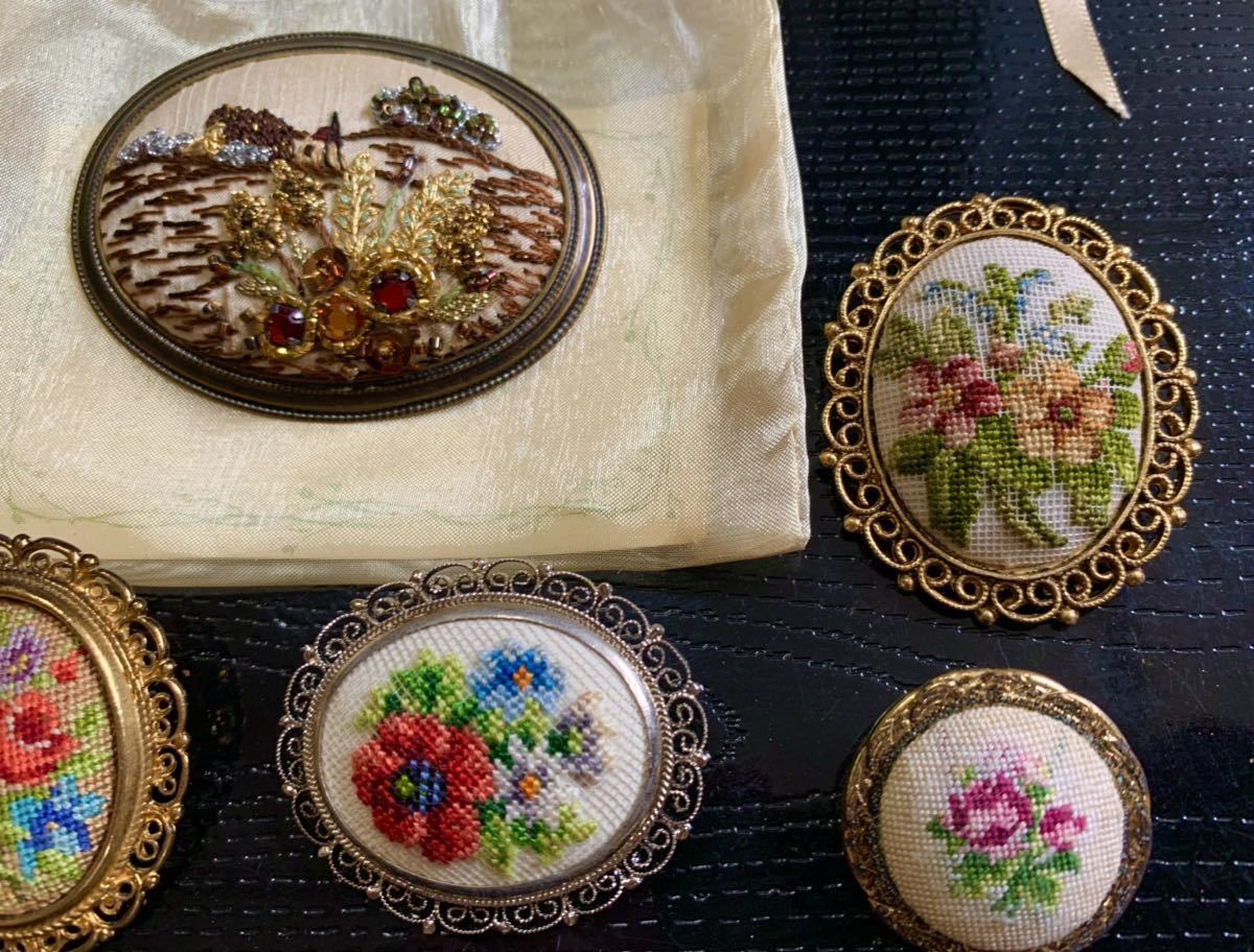 プチポワン 7個 大量 西欧 骨董 レトロ 刺繍 ブローチ まとめて セット 