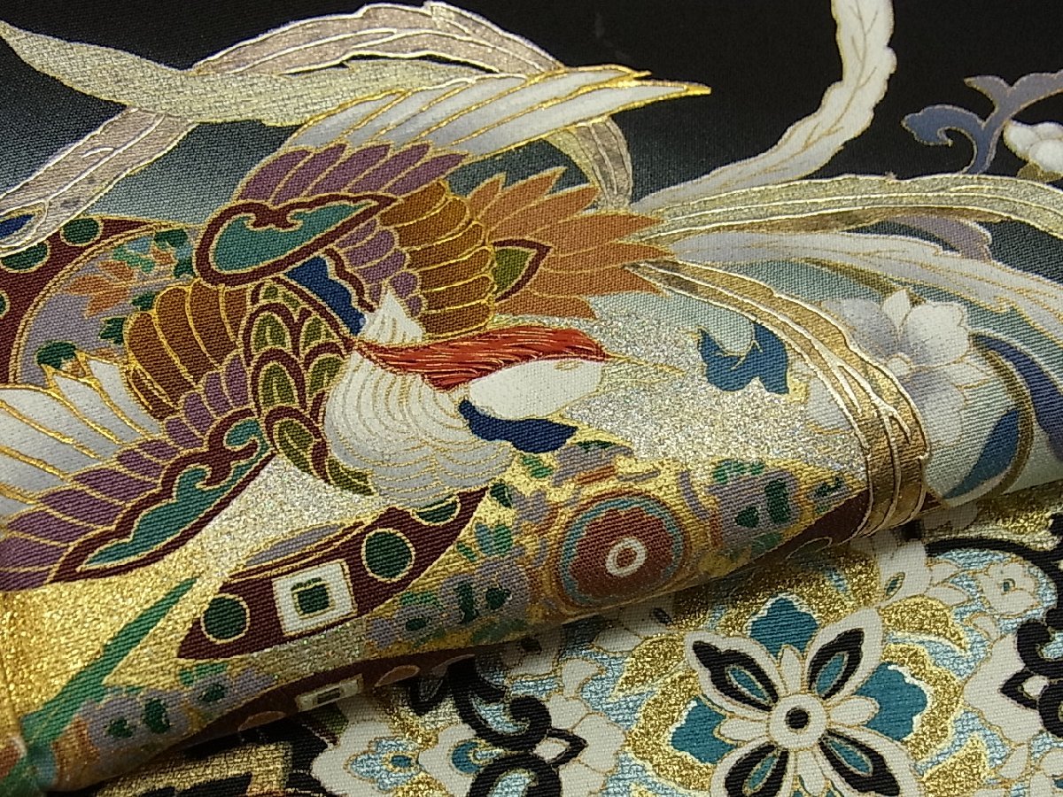 作家物・地紙吉祥花文・本金箔の 豪華黒留袖（正絹・五つ紋・比翼