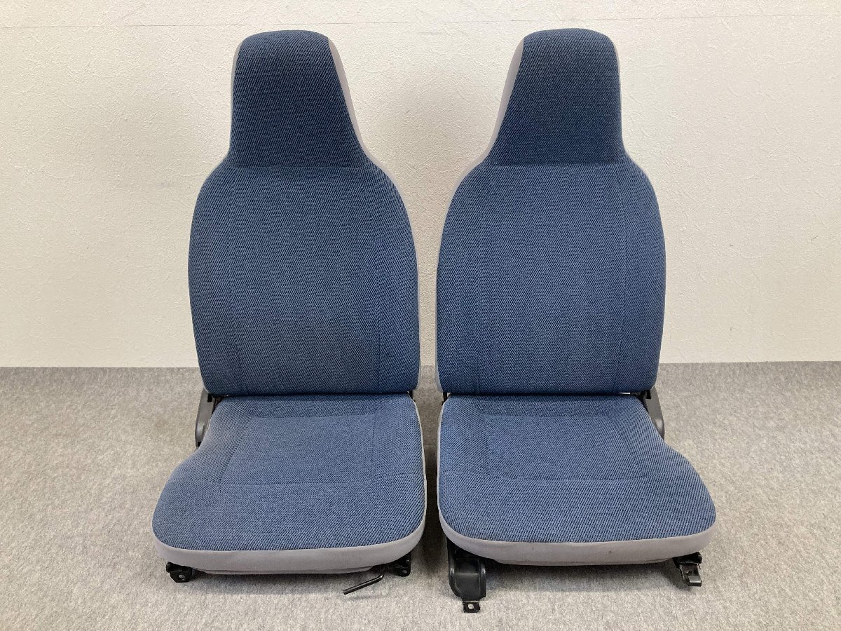 【激安大特価，高品質】 破れ無 TV2 サンバーバン 純正 フロントシート 運転席 助手席 左右セット ネイビー 紺 TV1 YI4117(スバル用)｜売買されたオークション情報、yahooの商品情報をアーカイブ公開 - オークファン スバル用