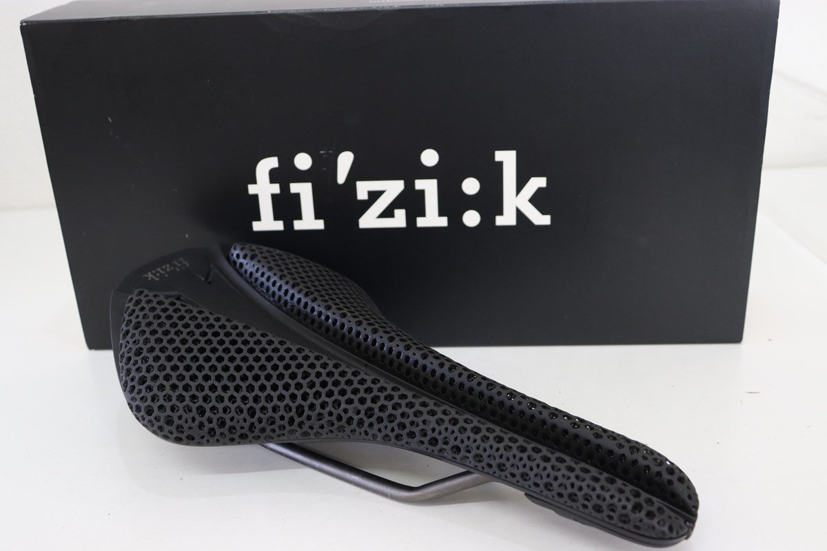 ☆fi'zi:k フィジーク ANTARES VERSUS EVO ADAPTIVE VS R3 サドル k