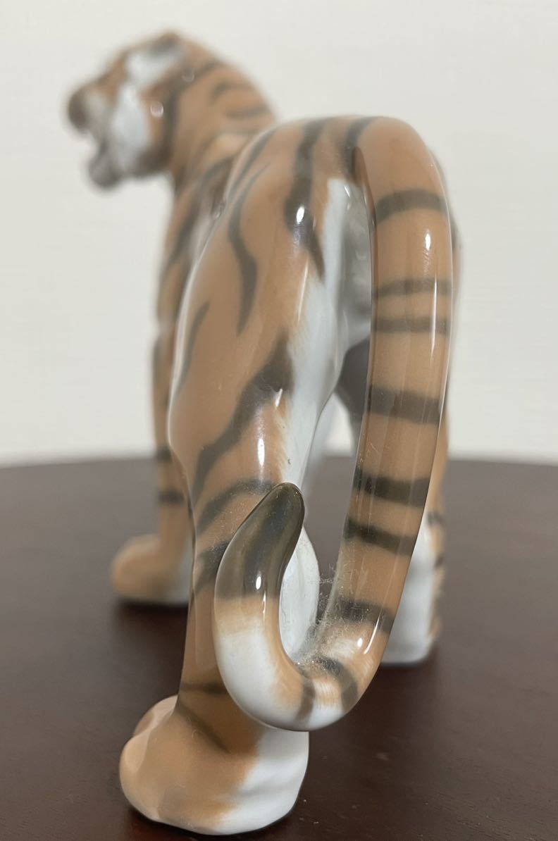 ROYAL 【送料無料】ROYAL COPENHAGEN フィギュリン タイガー Tiger