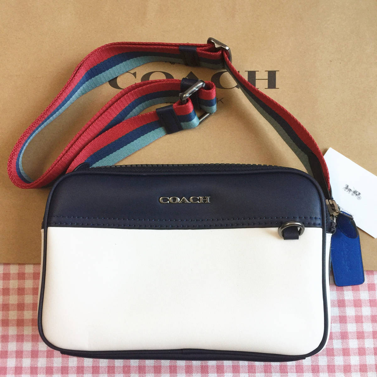 コーチバッグ C4147 チョークマルチ ダブルジップ ショルダーバッグ  