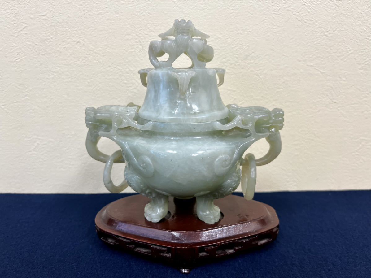 中国　香炉　翡翠　美しい陶磁器　古美術　骨董品　美術 中国美術 中国古玩 時代物 翡翠 中国美術 三足香炉 香道具 龍 置物 香炉 中国古玩 彫刻 古美術