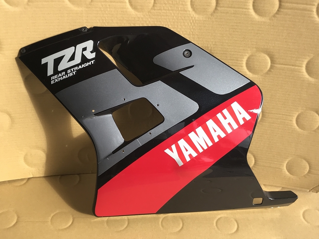 品質保証，HOT TZR250 3MA 黒銀 純正サイドカウル 左側 手直し品(サイド)｜売買されたオークション情報、yahooの商品情報をアーカイブ公開 - オークファン ヤマハ用