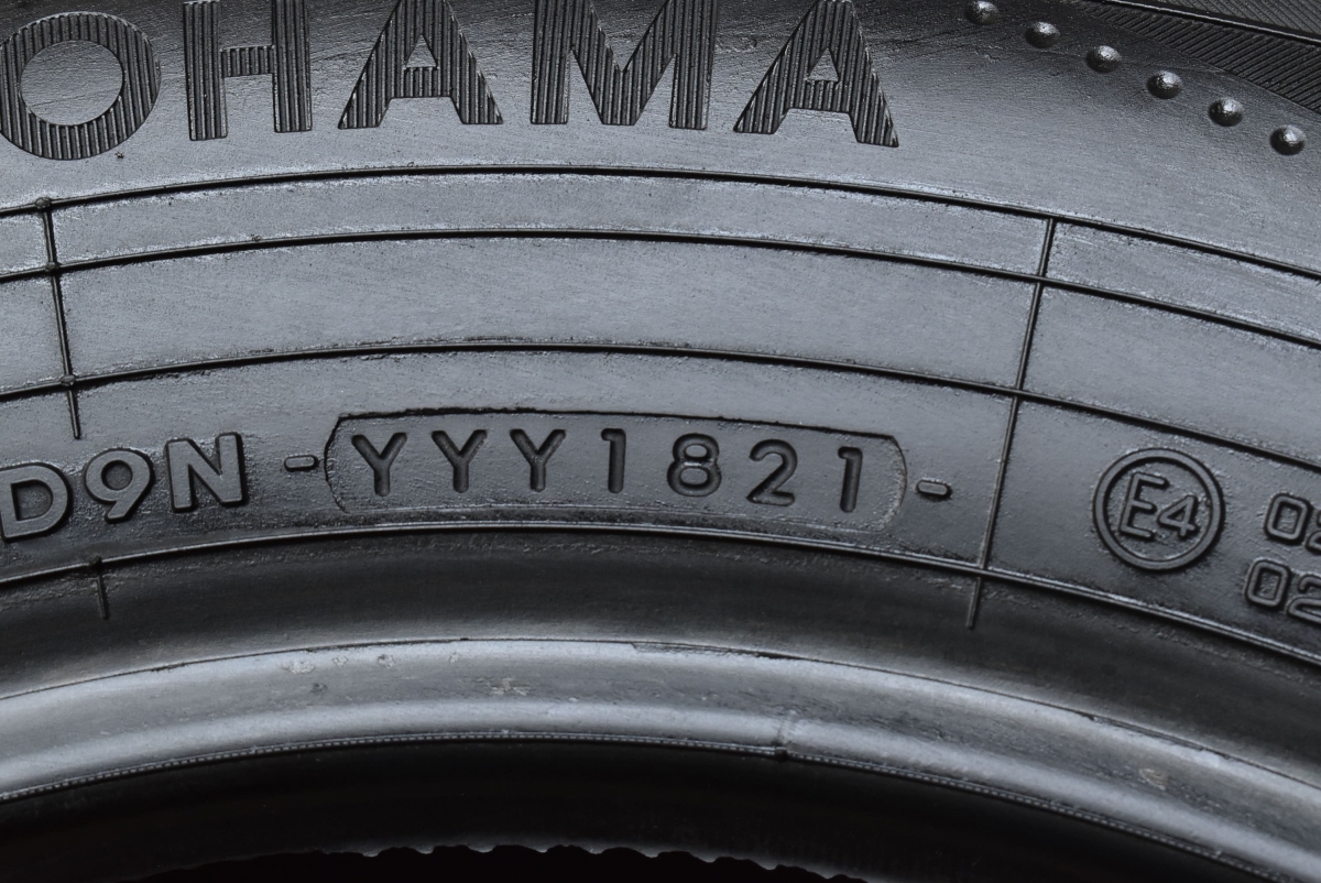 【2021年製 バリ溝】ヨコハマ ブルーアース RV-02 195/65R15 4本 プリウス ノア ヴォクシー ステップワゴン セレナ アクセラ インプレッサ ヨコハマ 195&frasl;65R15 ブルーアース RV-02送料無料‼️ BluEarth-RV 楽天