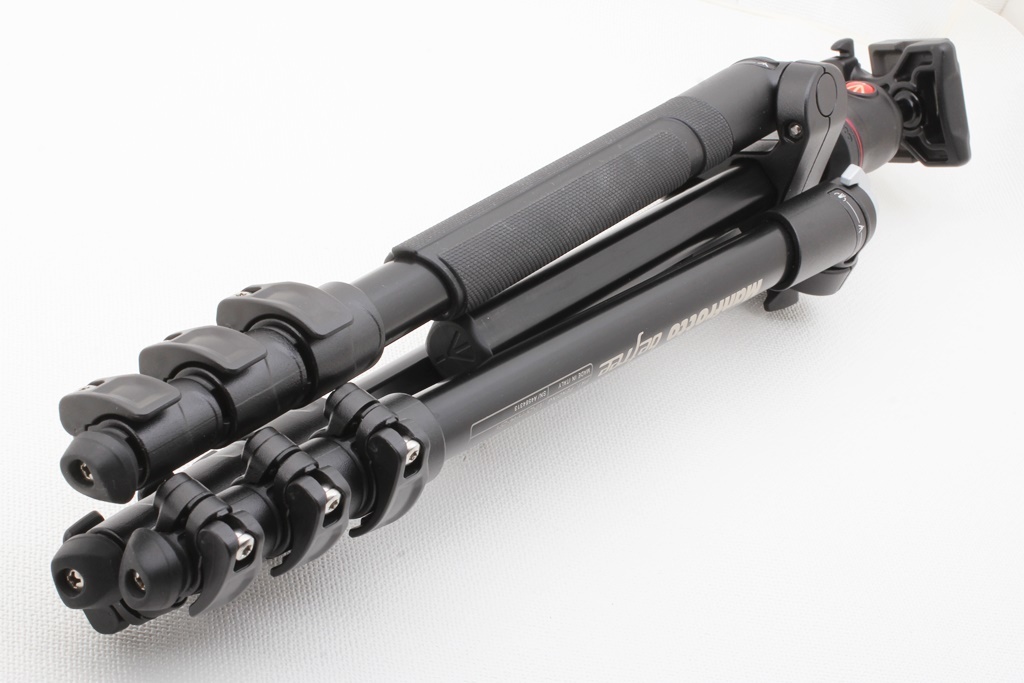 極上品◇Manfrotto マンフロット Befree アルミ三脚雲台キット MKBFRA4