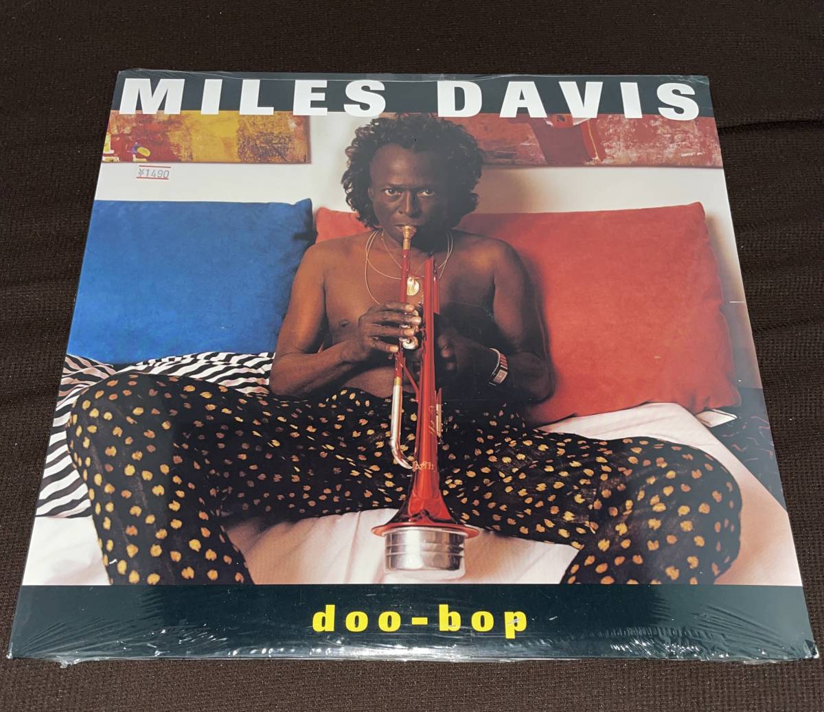 大人気，新作 Miles Davis doo-bop LP 9 26938-1 マイルス デイビス レコード アナログ 7599-26938-1(ジャズ一般)｜売買されたオークション情報、yahooの商品情報をアーカイブ公開 - オークファン ジャズ一般