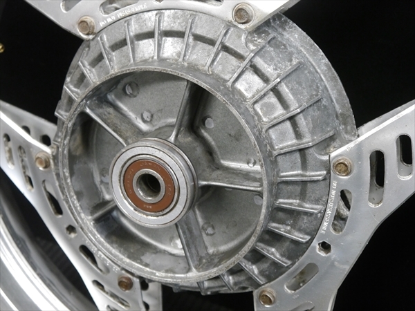 cbx400f ホイール前後セット 実働外し 関東 茨城 千葉 埼玉東京 神奈川