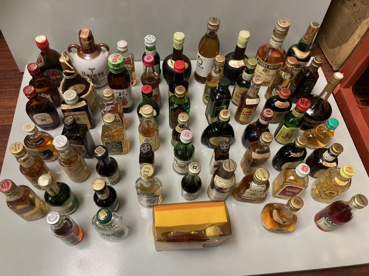 飲料・酒 洋酒 ミニチュアボトル まとめ売り 36本セット ウイスキー