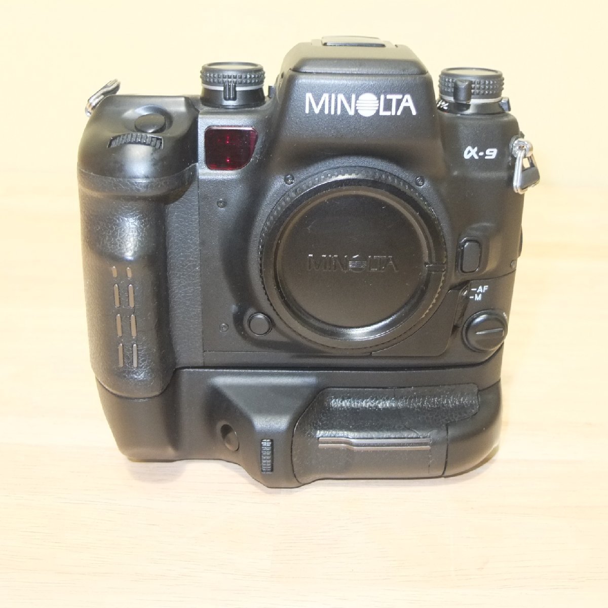 Minolta α9 Ti +縦グリップ +純正レンズ2本 MINOLTA α-9用縦位置コントロールグリップ(VC-9)