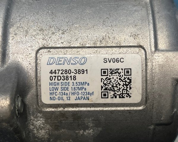 1067914124.5